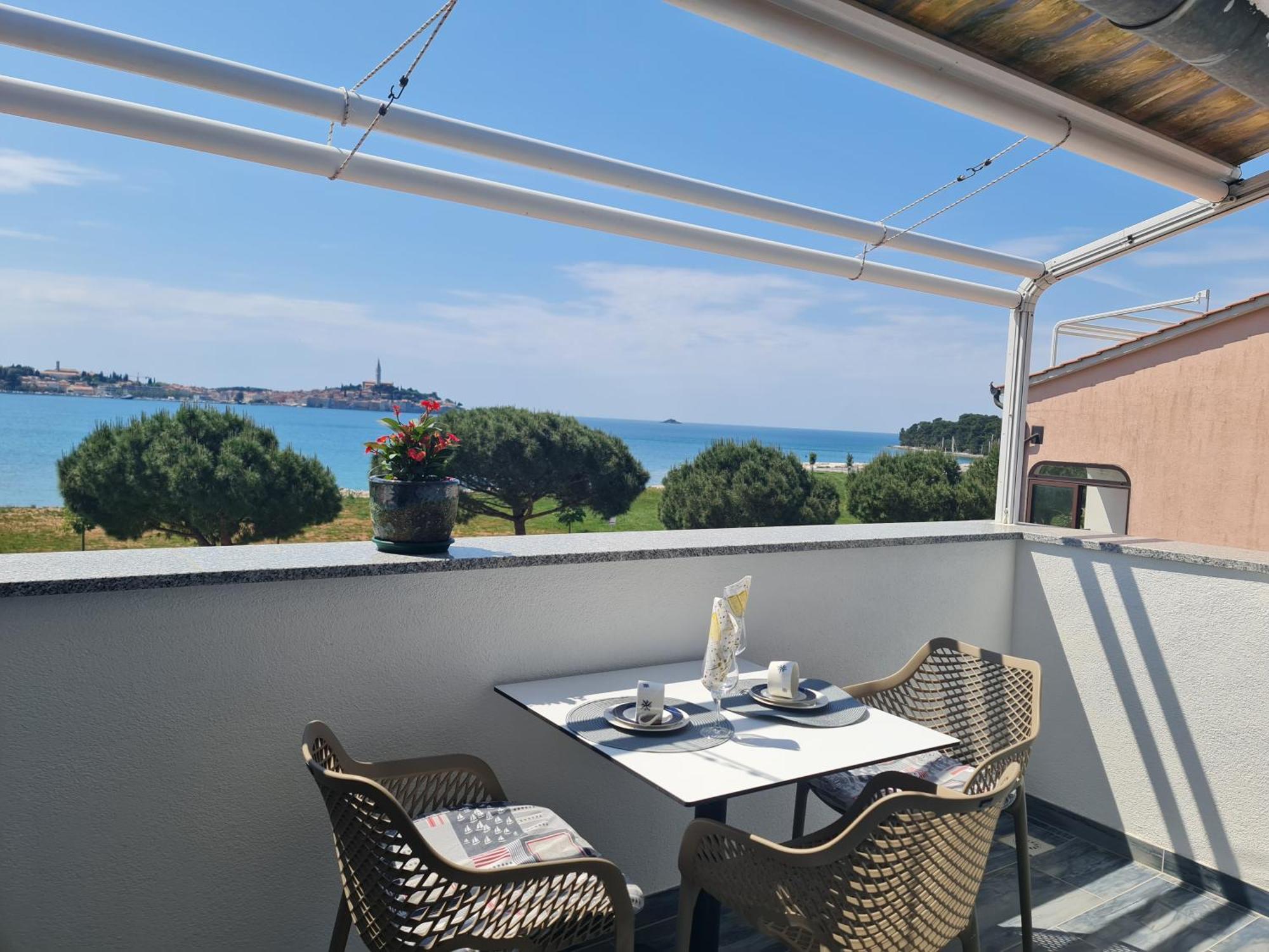 Rivamare - Rovinj Hotel Buitenkant foto